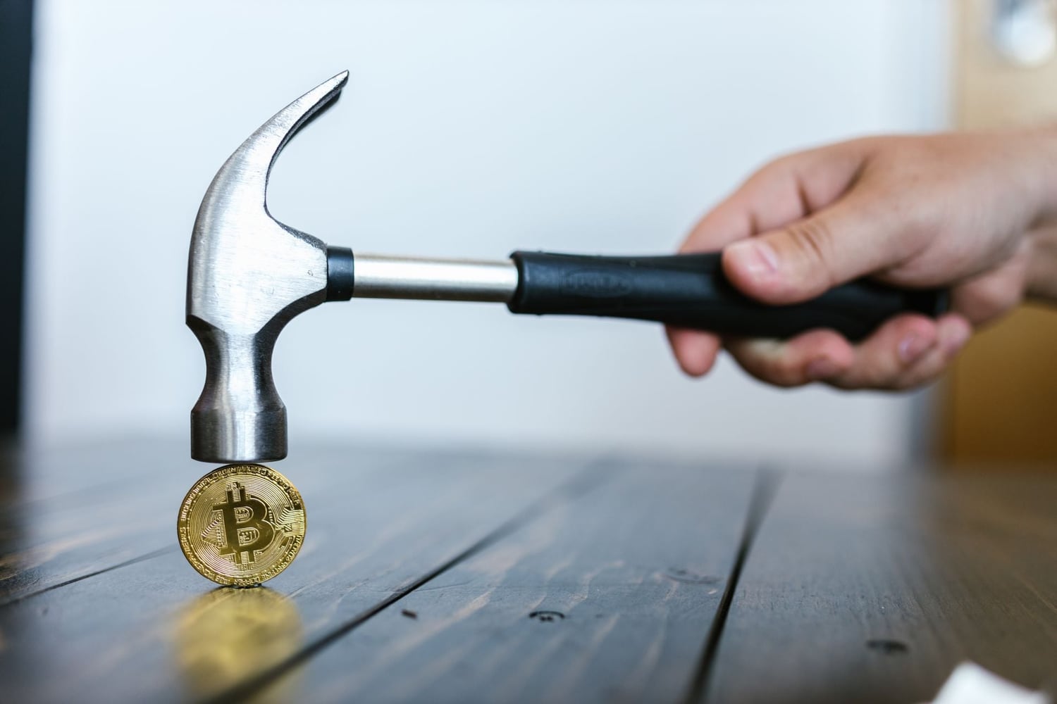 Receita sueca aumenta impostos em R$ 287 milhões para seis empresas de criptomoedas