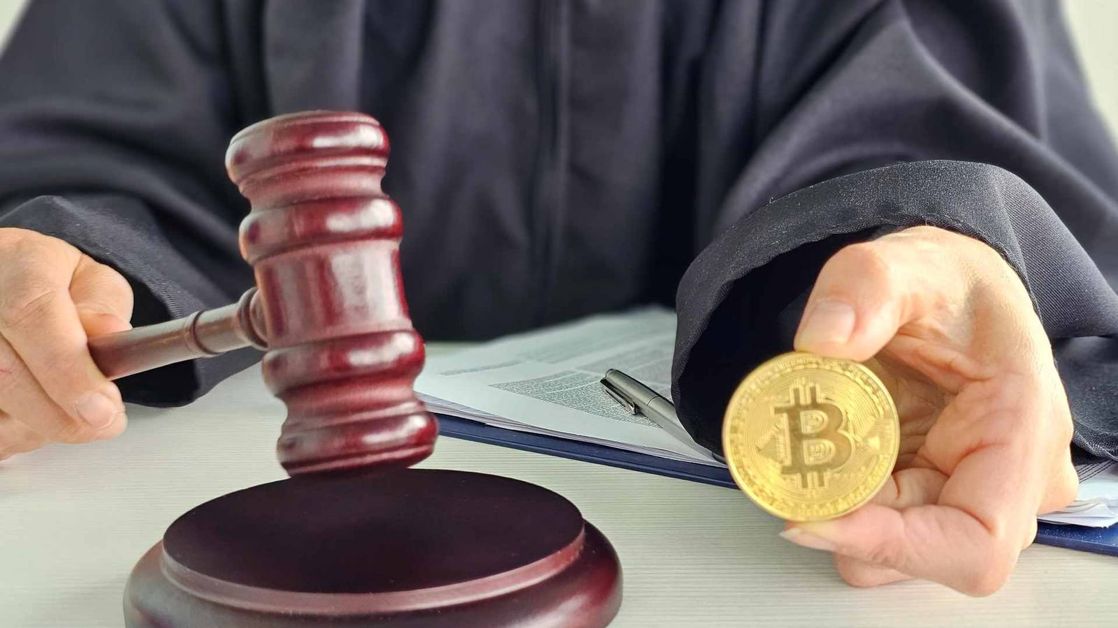Brasileiro entra em site falso da corretora Mercado Bitcoin e perde R$ 4,3 milhões, STJ nega indenização