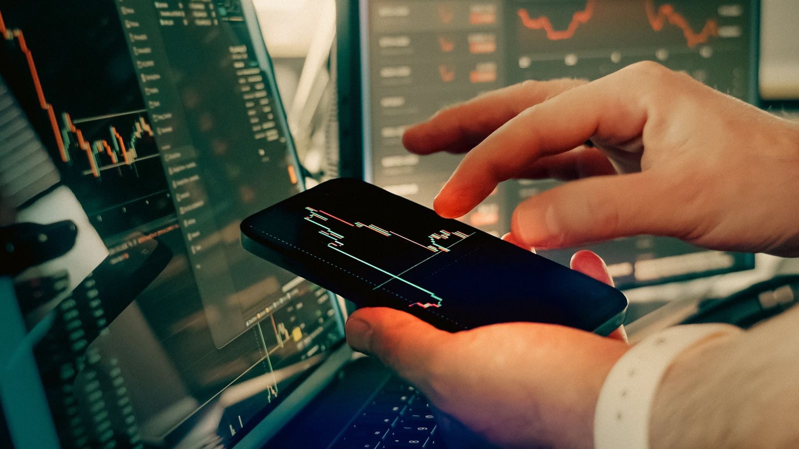Analista que apostava em queda do Bitcoin até outubro joga a toalha: “Eu estava errado”