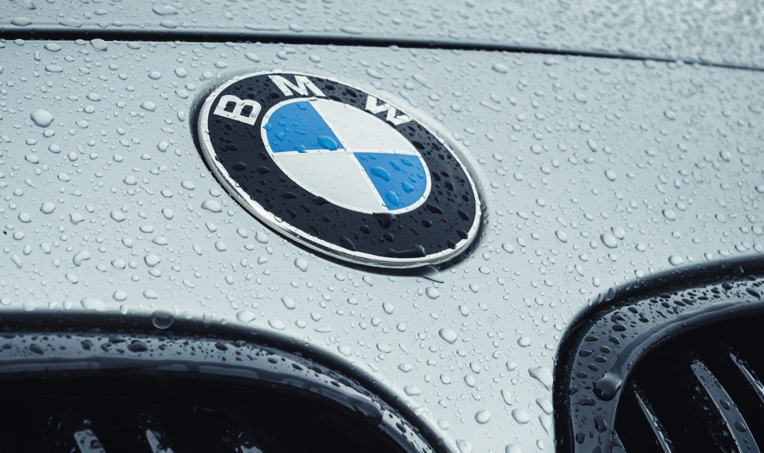Brasileiro processa Receita após ter BMW apreendida por transportar máquinas de mineração de Bitcoin sem pagar imposto de importação